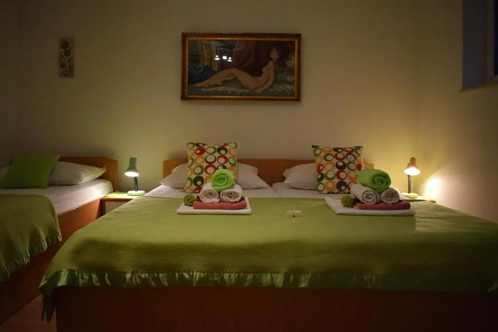Apartment Radalj