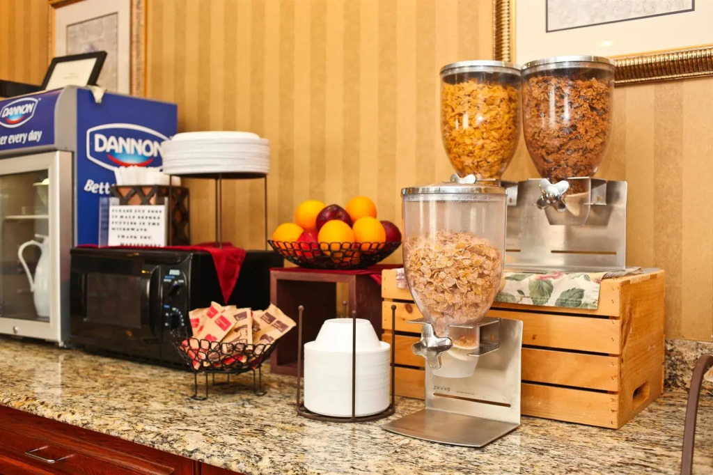 Executive Inn & Suites