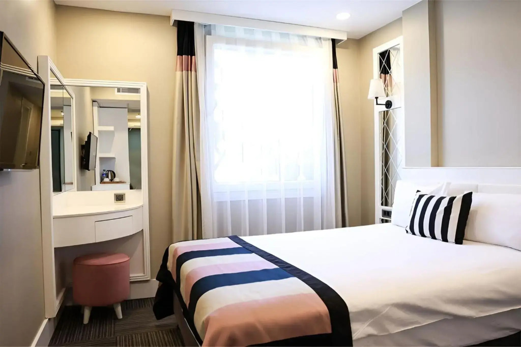 Mia Berre Hotels