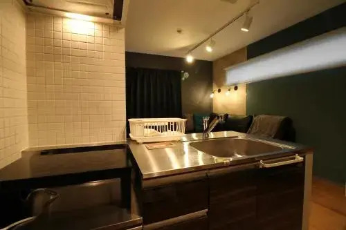 Glass Shiseikan Room403