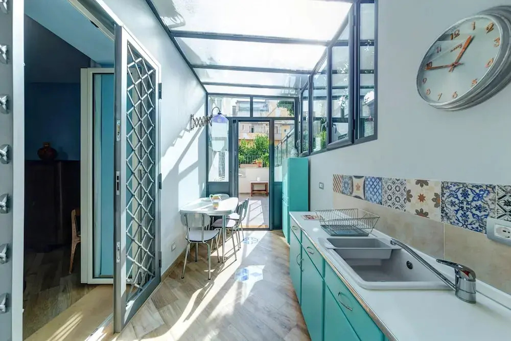 Apartment With 3 Bedrooms in Napoli, With Enclosed Garden and Wifi