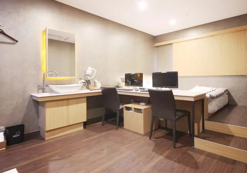 Nampo Comma Hotel