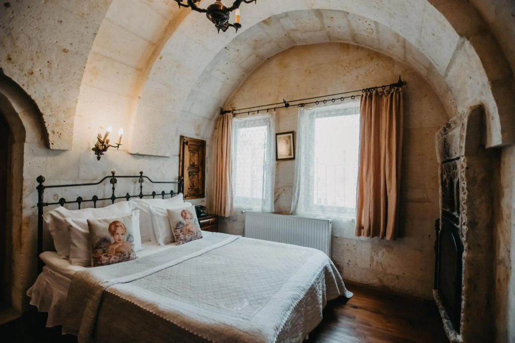 Melekler Evi Cave Hotel