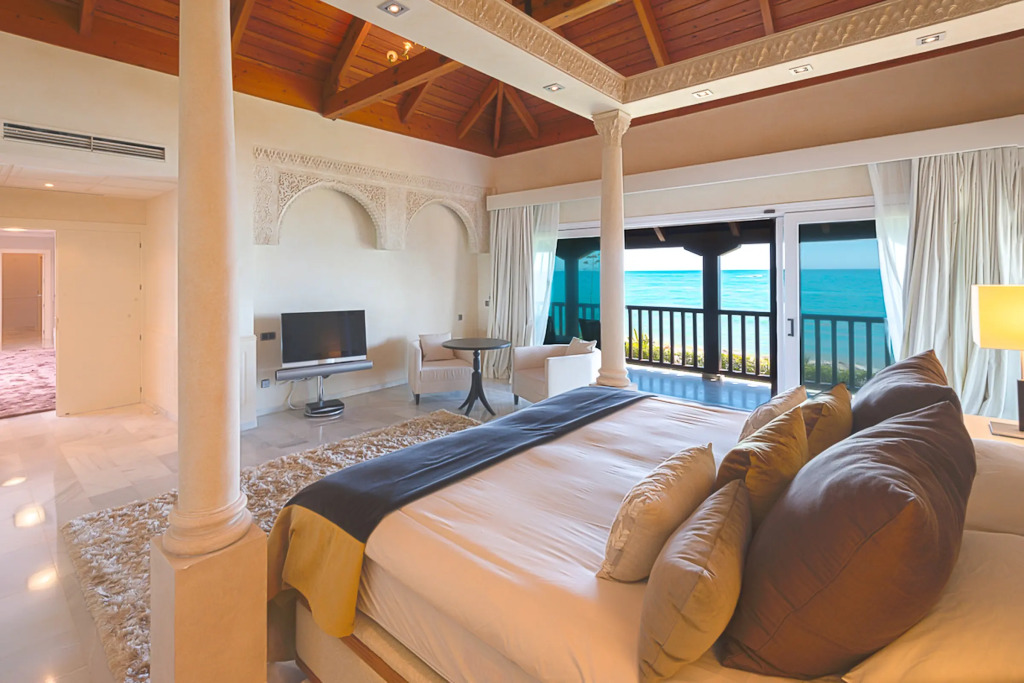 Villa South Beach