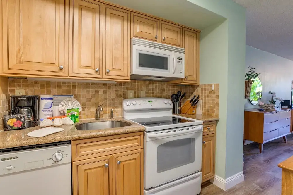Maui Kaanapali S #b143 0 Bedroom Condo by RedAwning