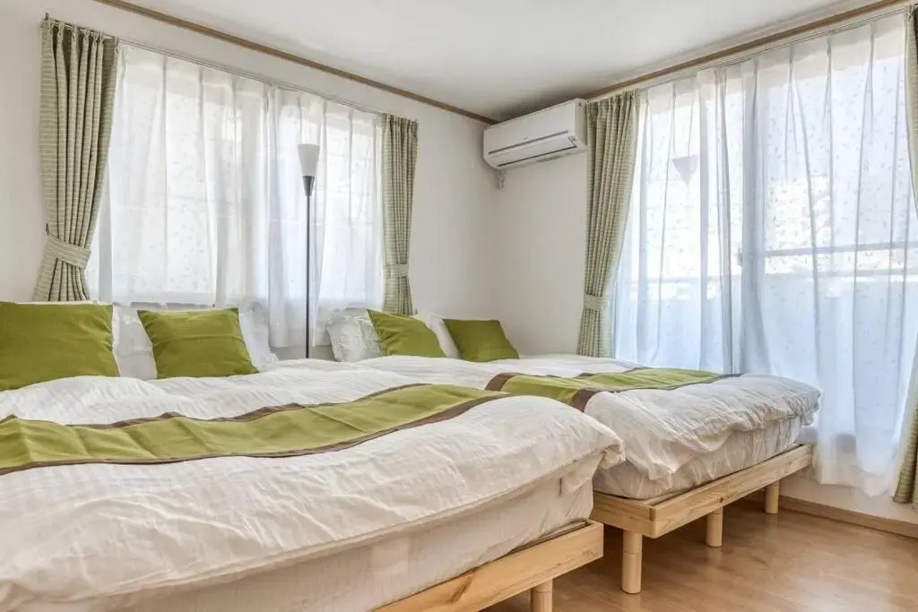 Ikebukuro Station 7 minutes by walk 110 sqm villa