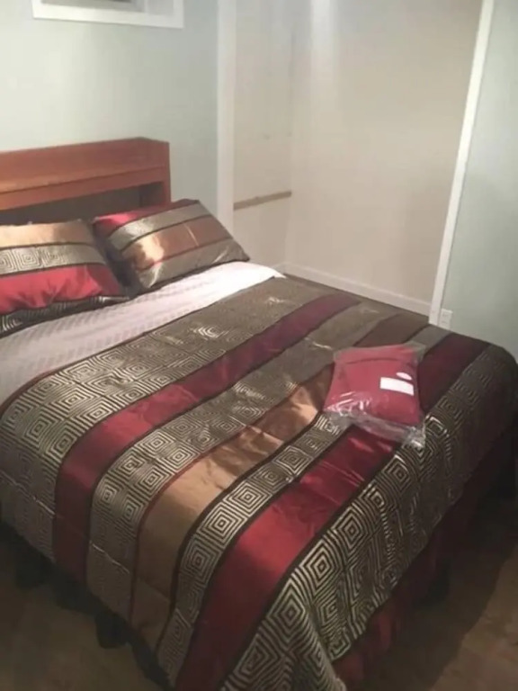 Very Large & Welcoming London Bungalow