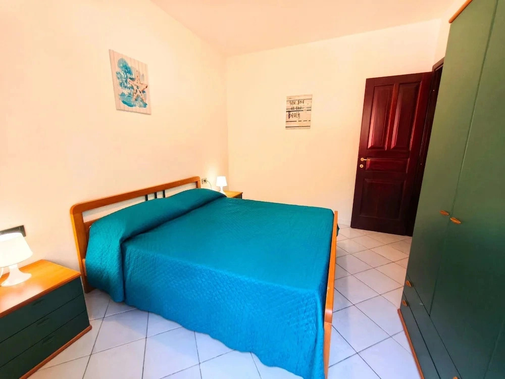 Apartment With Pool and Private Parking