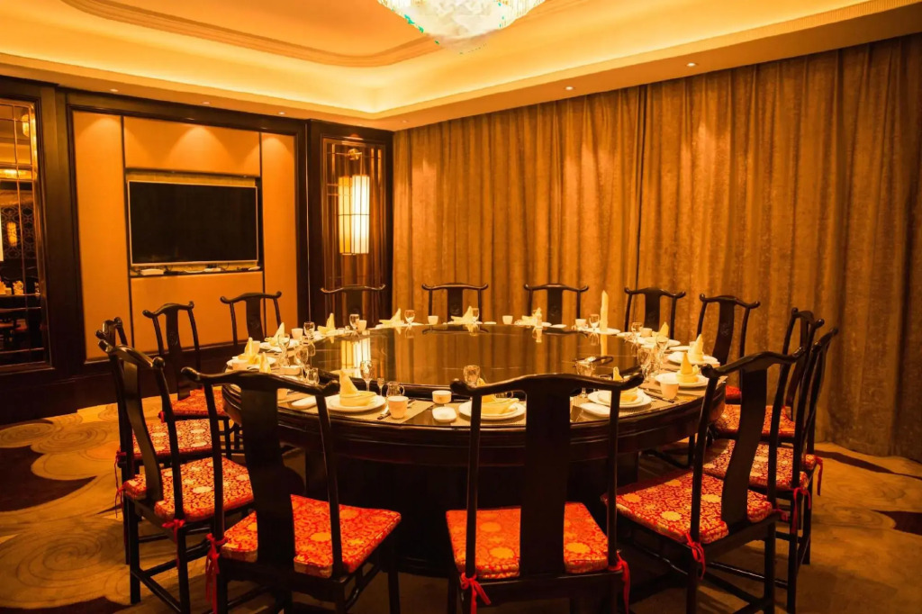 Lincheng Chenguang Hotel