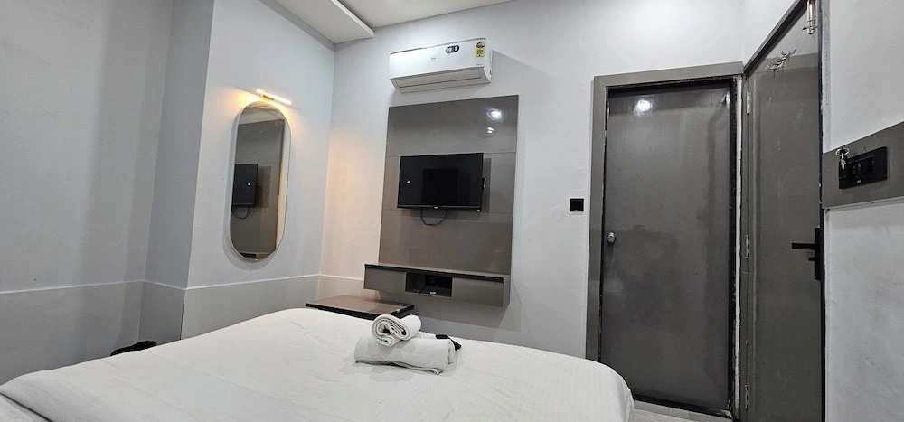 Hotel HR Town