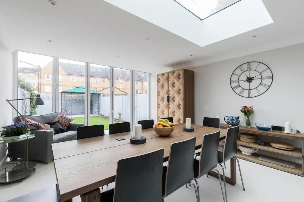 Gorgeous 5 Bed / Sleeps 10 - in Battersea Village