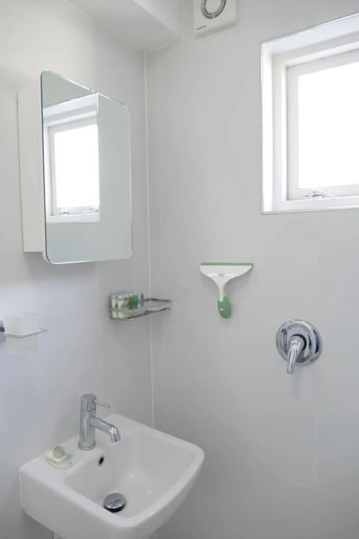 KnoydART Bed and Breakfast