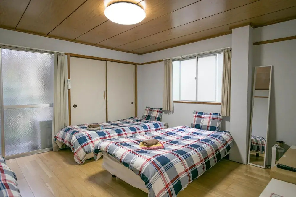 Tenjin Apartment 202