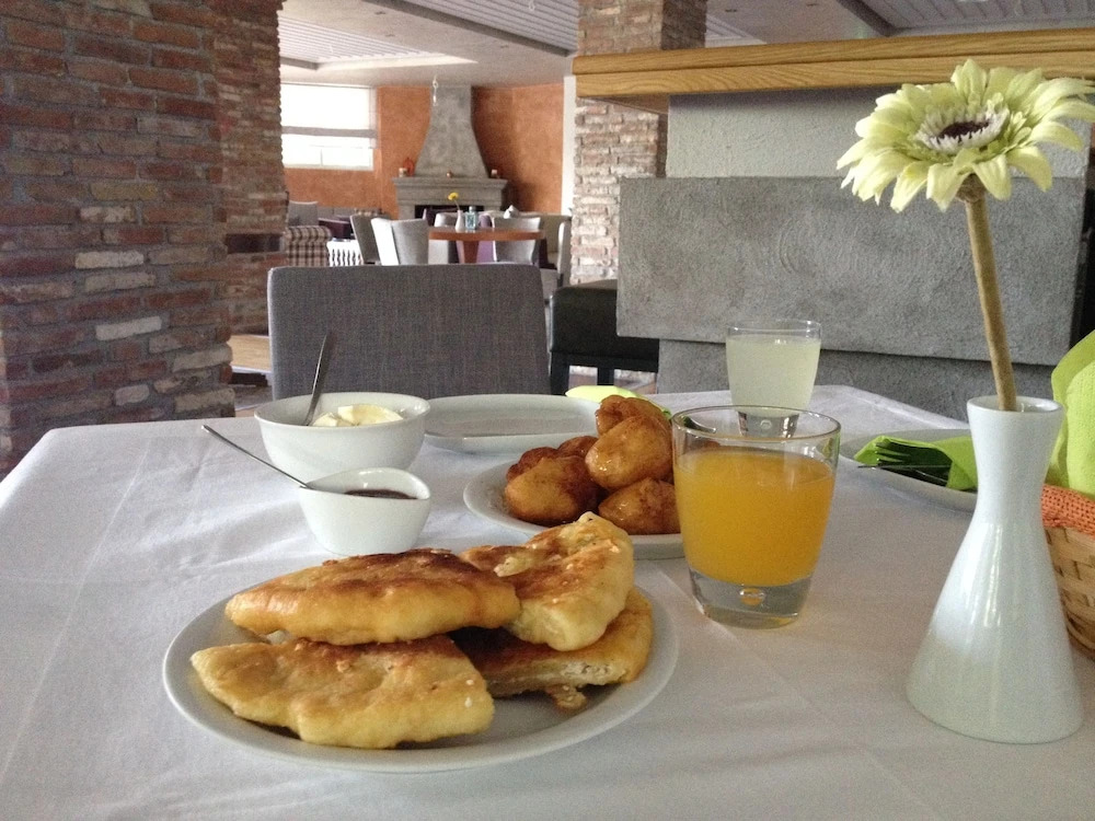 Souris Hotel