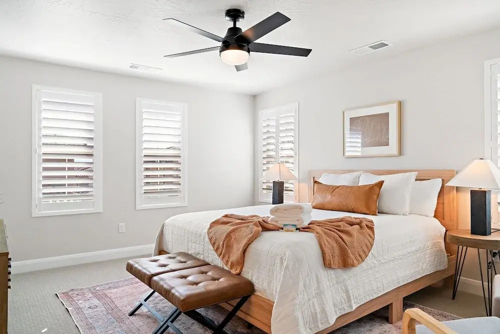 Zions Base Camp 4 Bedroom Townhouse by RedAwning