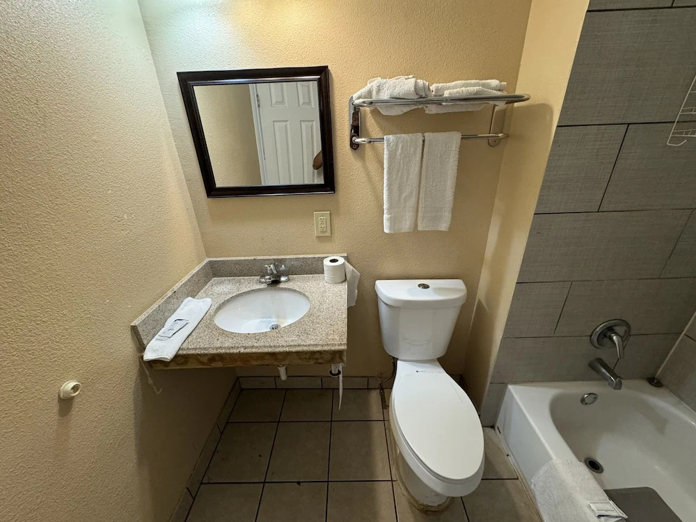Country Inn-Giddings