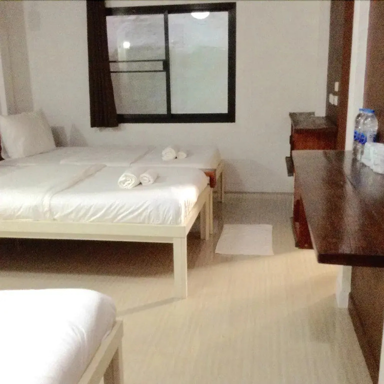 BC guesthouse Si Phraya