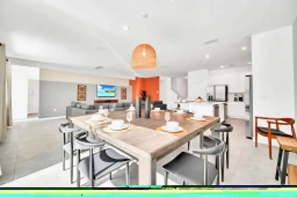 Incredible 10br Home With Pool and Games Room
