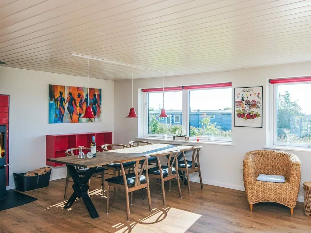 6 Person Holiday Home in Ebeltoft