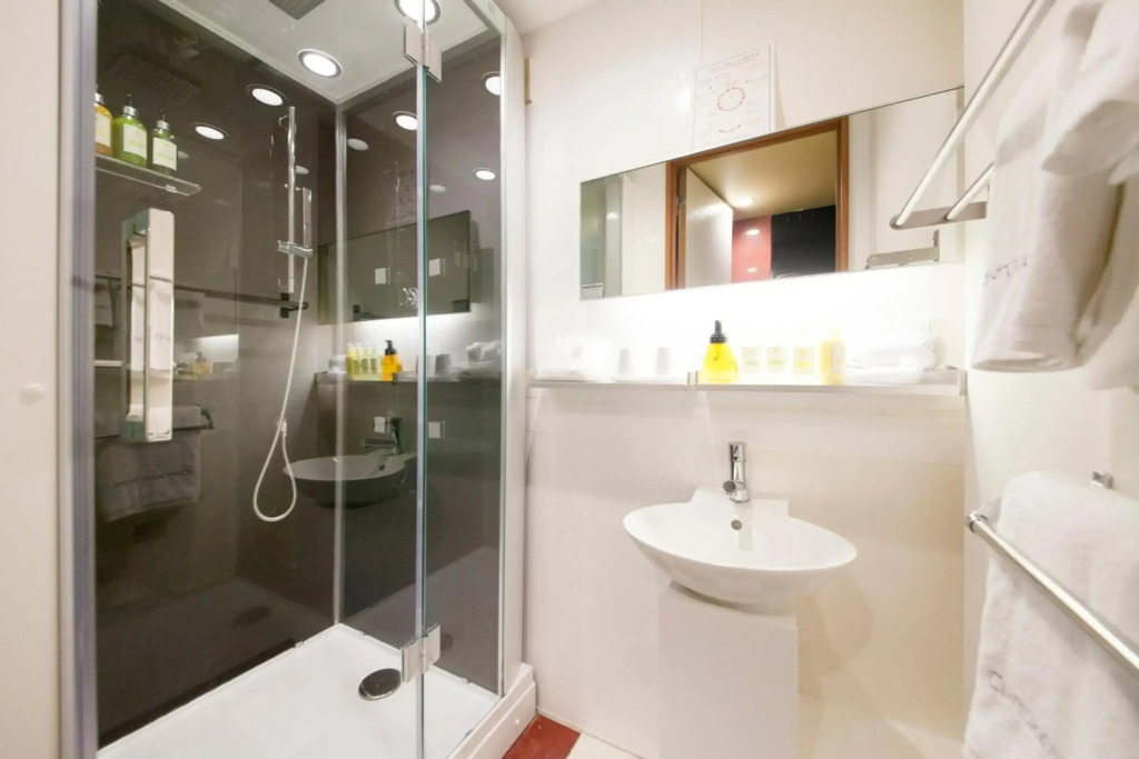 Centurion Hotel Residential Akasaka Station
