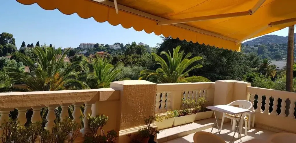 Beautiful Apartment in Menton Winter Palace With Super Terrace and Wonderful View