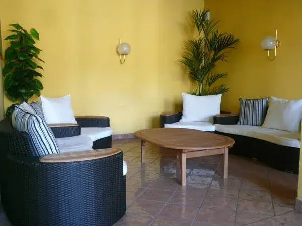 Lake Hotel Ifigenia