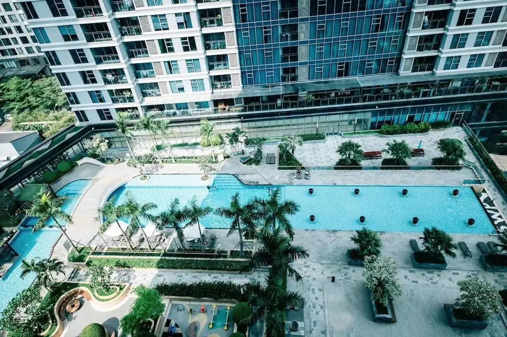 Sunwah Pearl Suites