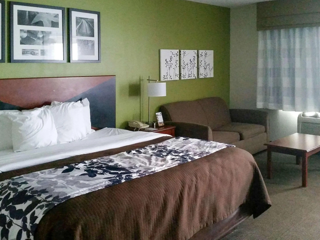Sleep Inn & Suites Pleasant Hill - Des Moines