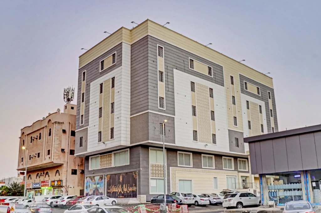 OYO 605 Tafwij Hotel