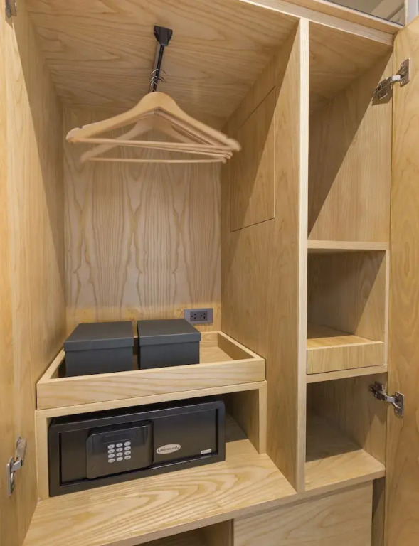 Zen Studio Superior by Holiplanet