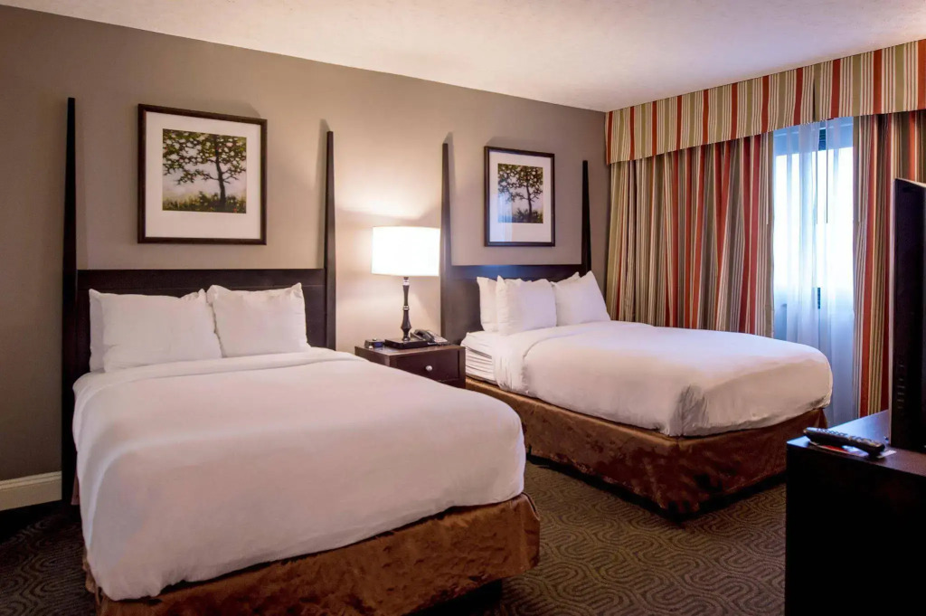 Hilton Suites Brentwood