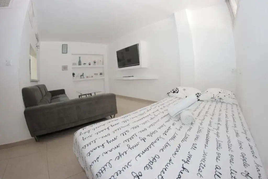Orel's Ground floor Apartment