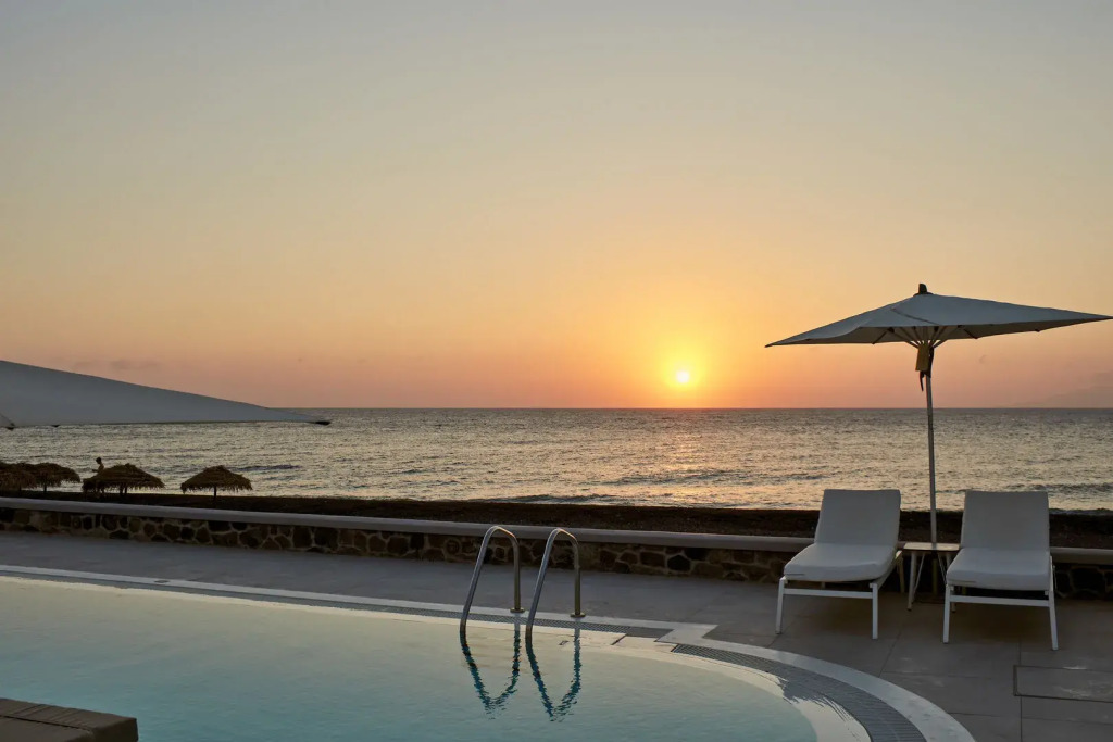 Costa Grand Resort & Spa