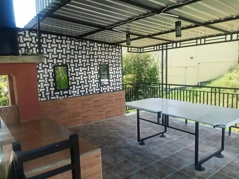 Zella Kost & Homestay