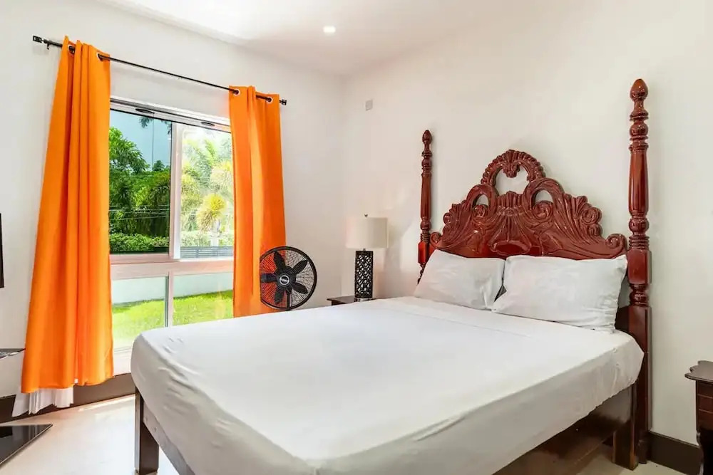 Apt - Gated Community-sleeps 4-balcony-parking