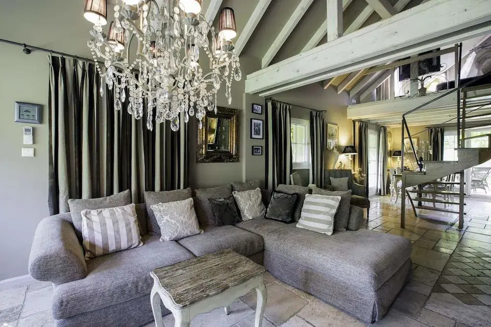 Le B. Cottage