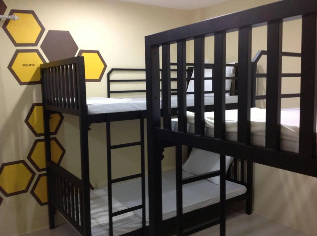 Beehive Patong Hostel