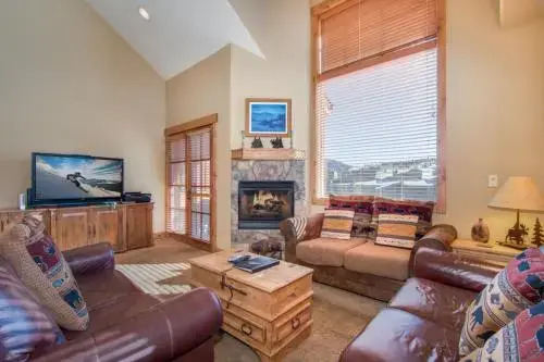 Royal Buffalo Lodge House