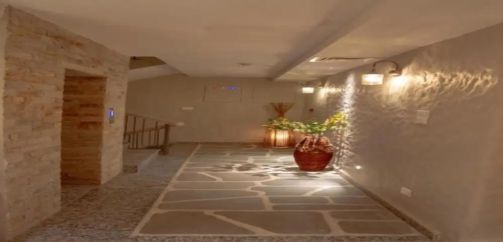 MeroStay 169 Shi Hotel