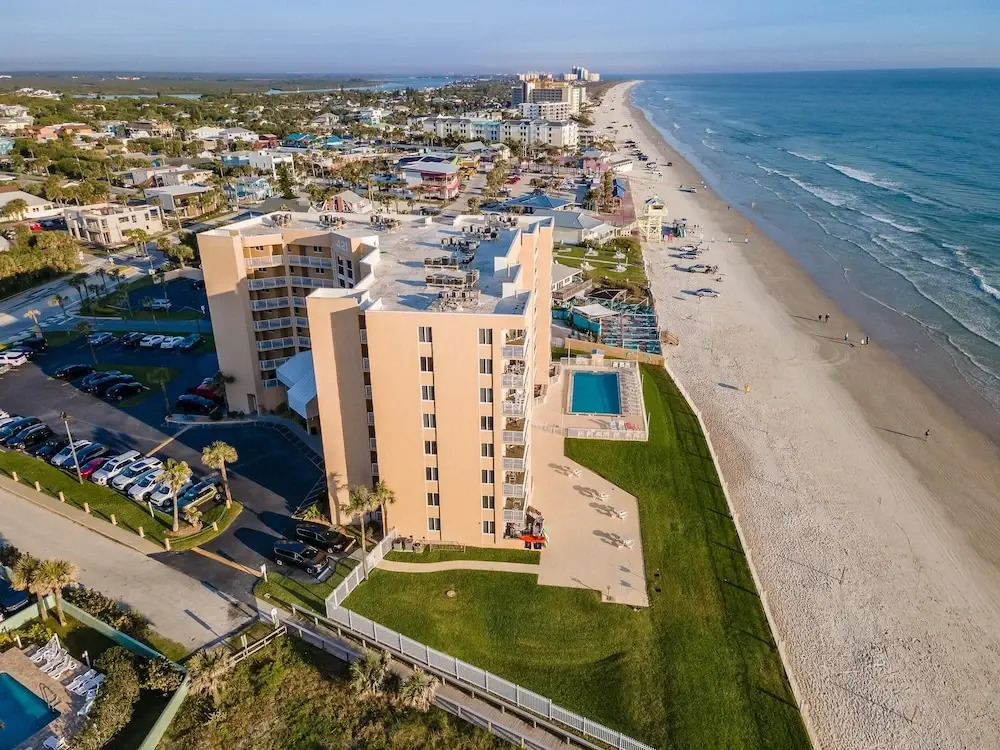 Oceania Plaza 202