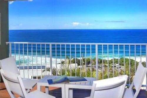 10 Mona Vista Court