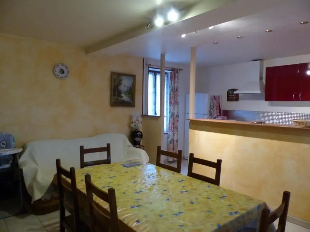 Gîte Bransat, 3 pièces, 6 personnes - FR-1-489-294