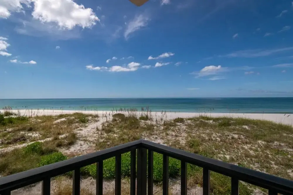 Waters Edge 110N Condo