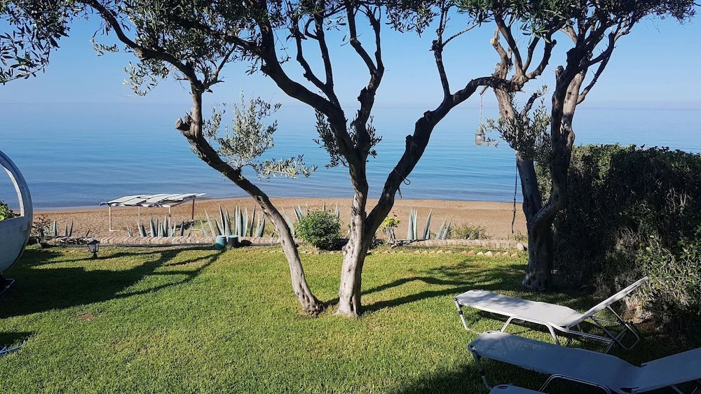 Glyfada Beach Hotel