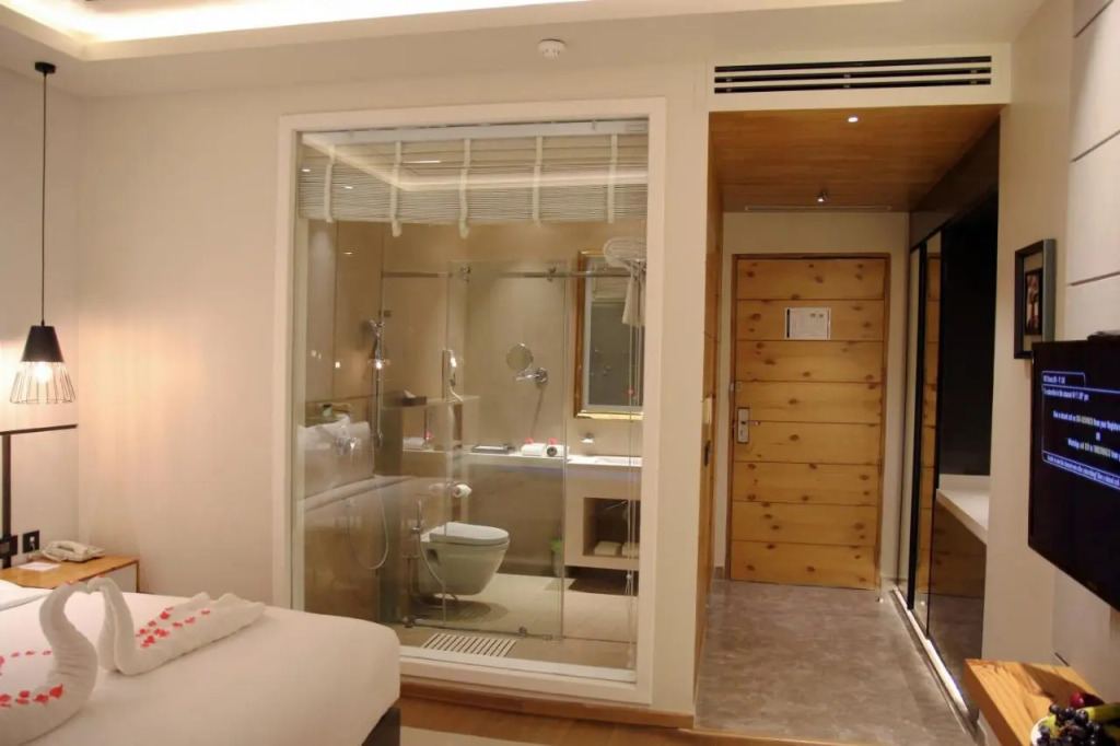 Udman Greater Noida By Ferns N Petals