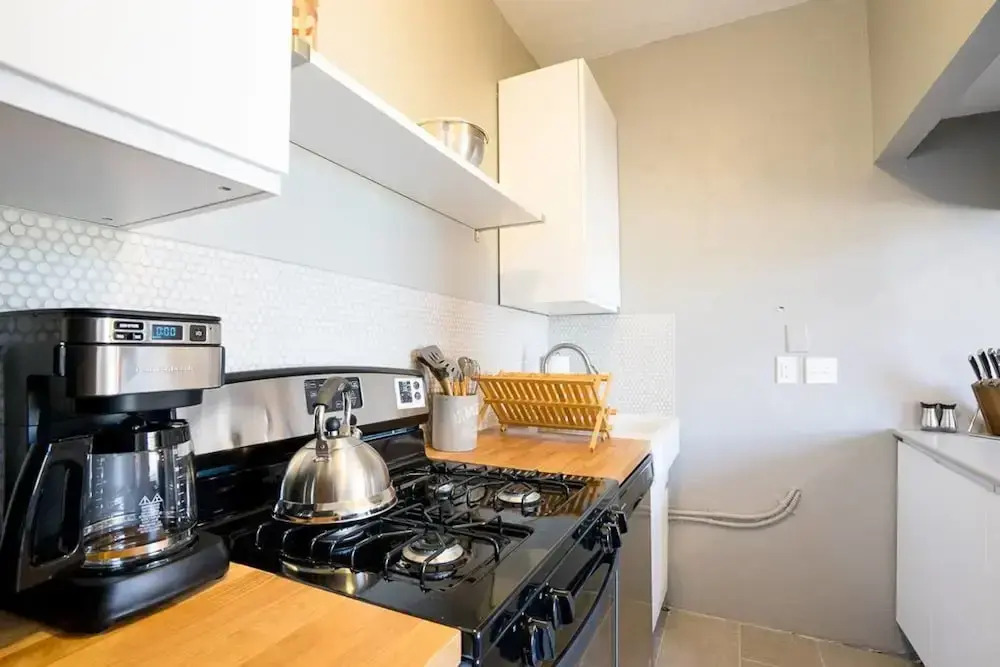 The Urban Union Eclectic Historic Apartment Sleeps 4