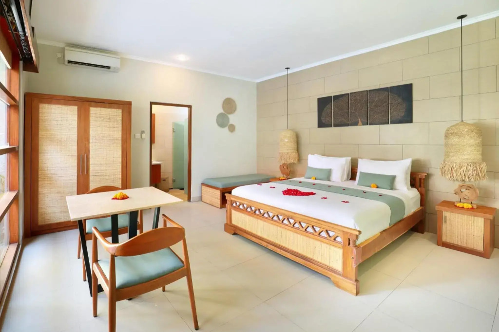 The Vie Villa Legian