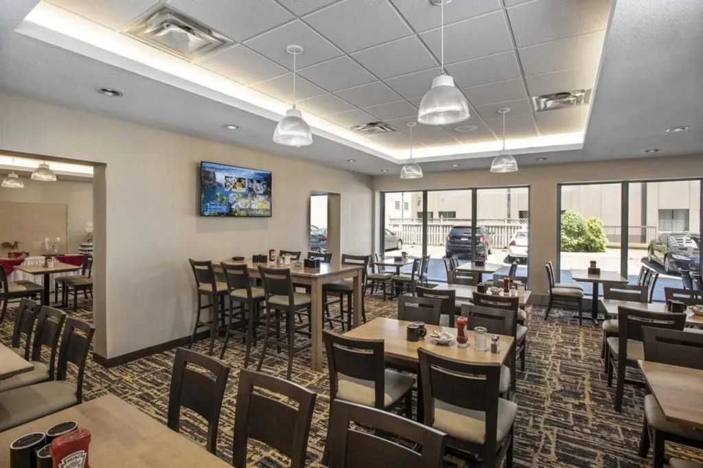 Fairfield by Marriott Niagara Falls, Canada