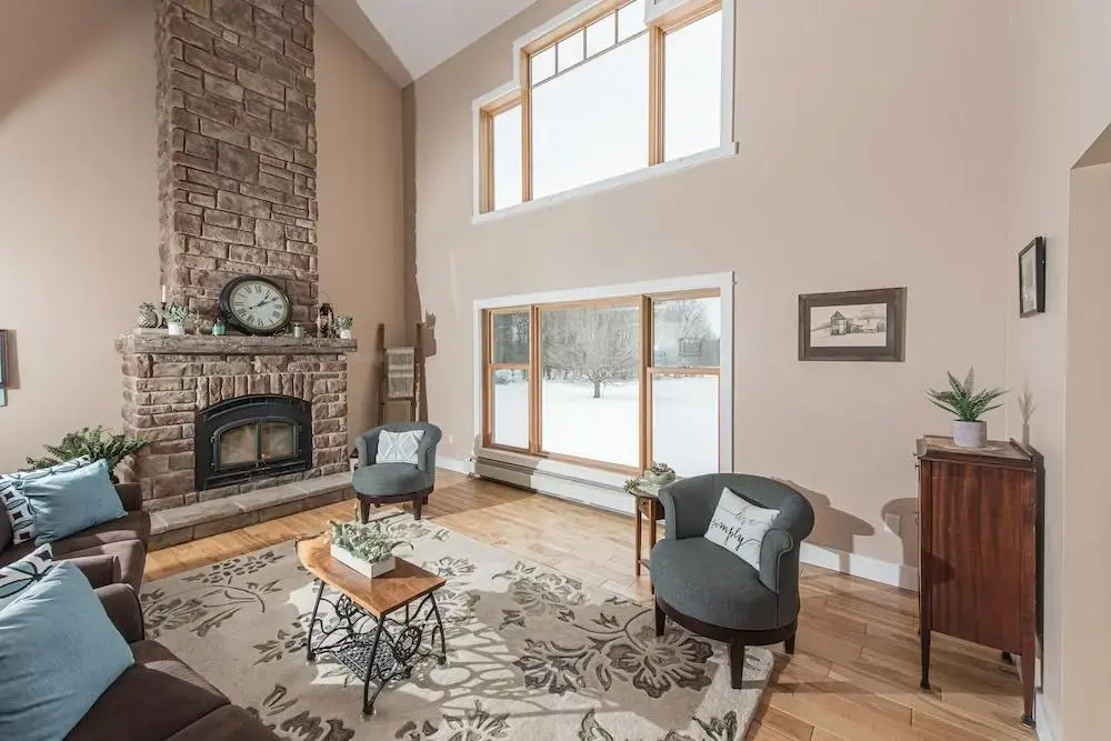 Maple Rock Bed & Breakfast