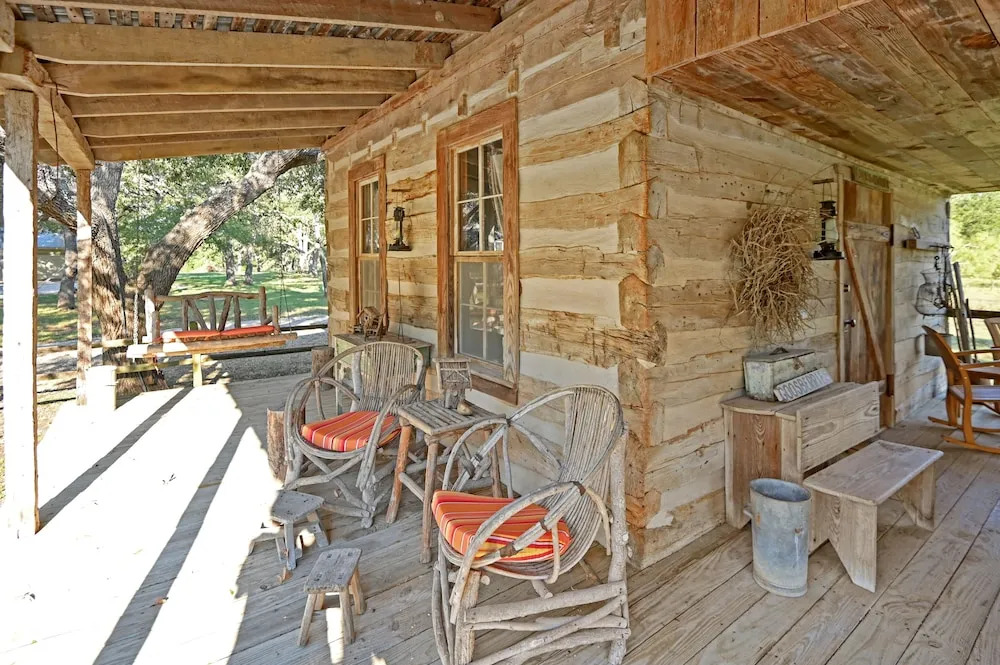 Ab Butler Marshall Creek Suite 1 Bedroom Cabin by RedAwning